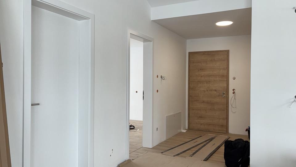 Dachgeschoßwohnung Uder - 3 Zimmer, 80 m&sup2;, 950&euro; | Angebot:25550364