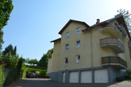 Schöne 4-Raum Wohnung mit Balkon zu vermieten! 4 zimmer