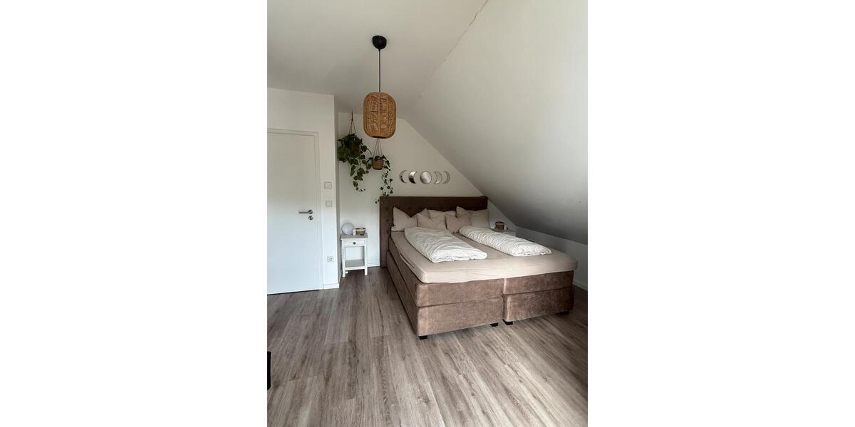 Dachgeschoßwohnung Siegen Kaan-Marienborn - 3 Zimmer, 75 m&sup2;, 800&euro; | Angebot:25160923