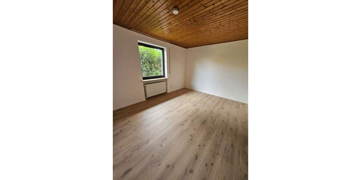 Etagenwohnung Buxheim - 4 Zimmer, 138 m&sup2;, 1.240&euro; | Angebot:25708046