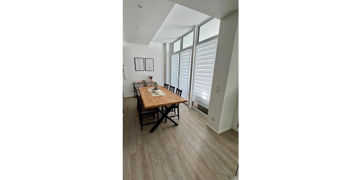 Terrassenwohnung Kirchhain - 3 Zimmer, 112 m&sup2;, 985&euro; | Angebot:26648461