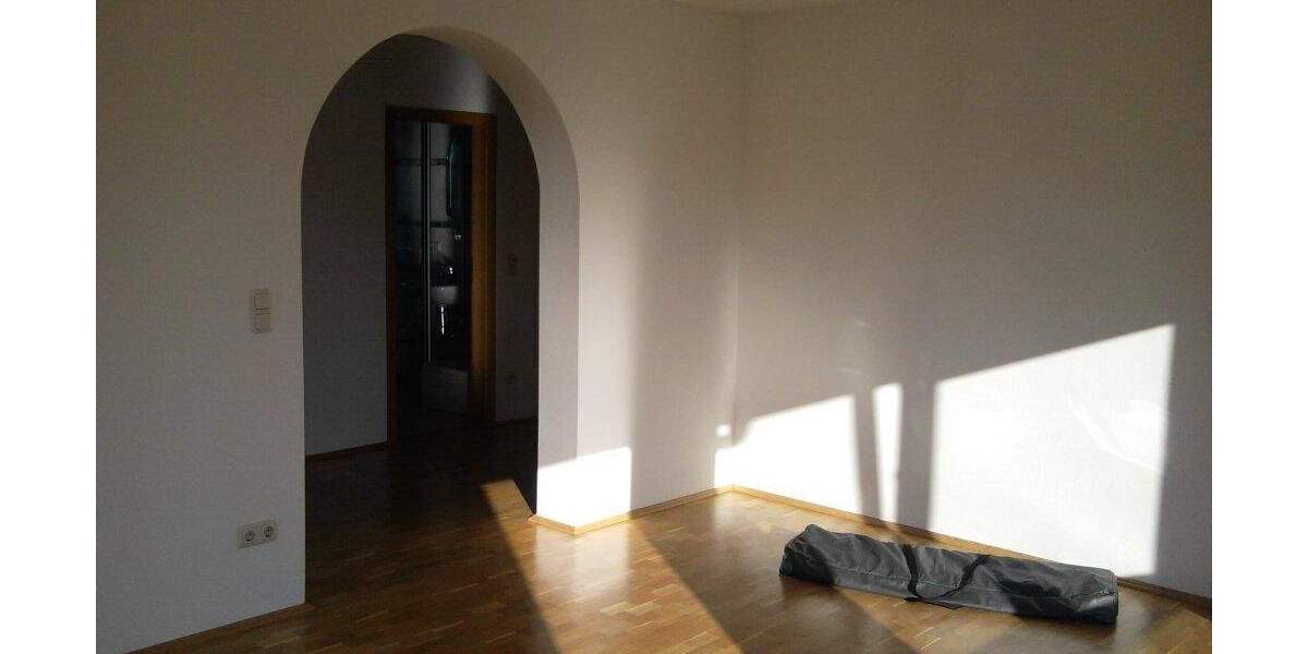 Etagenwohnung Kösching - 3 Zimmer, 72 m&sup2;, 830&euro; | Angebot:24990022