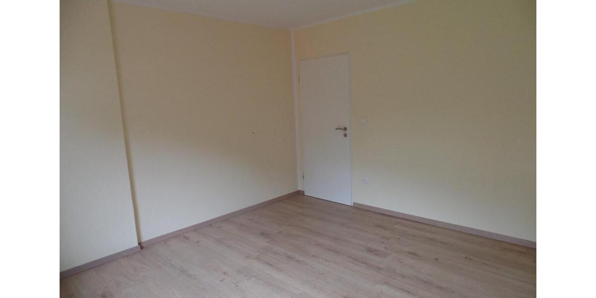Erdgeschoßwohnung Rahden - 3 Zimmer, 90 m&sup2;, 700&euro; | Angebot:24977441