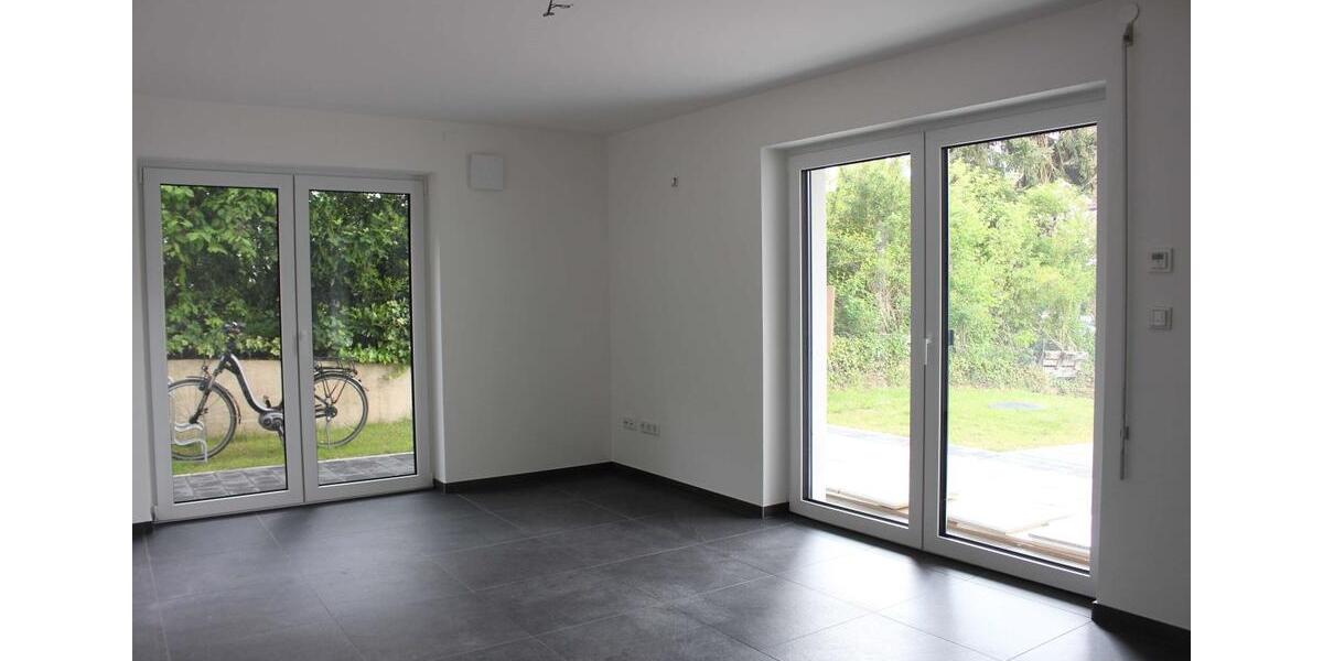 Etagenwohnung Deggendorf - 2 Zimmer, 79 m&sup2;, 940&euro; | Angebot:25080954
