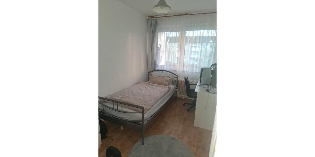 Etagenwohnung Duisburg Rheinhausen - 4 Zimmer, 100 m&sup2;, 701&euro; | Angebot:25760110