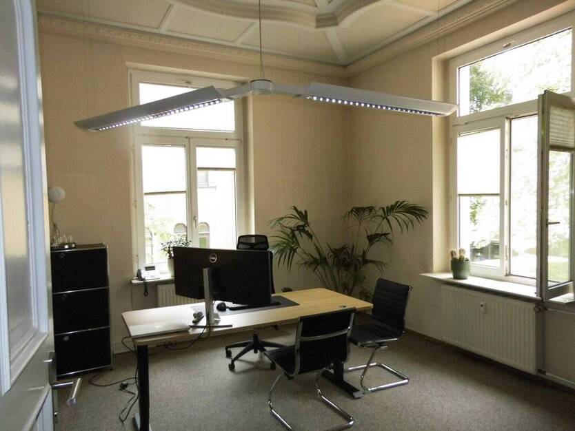 Sehr repräsentative Büroräume in exponierter Lage von Reichenbach zu vermieten!