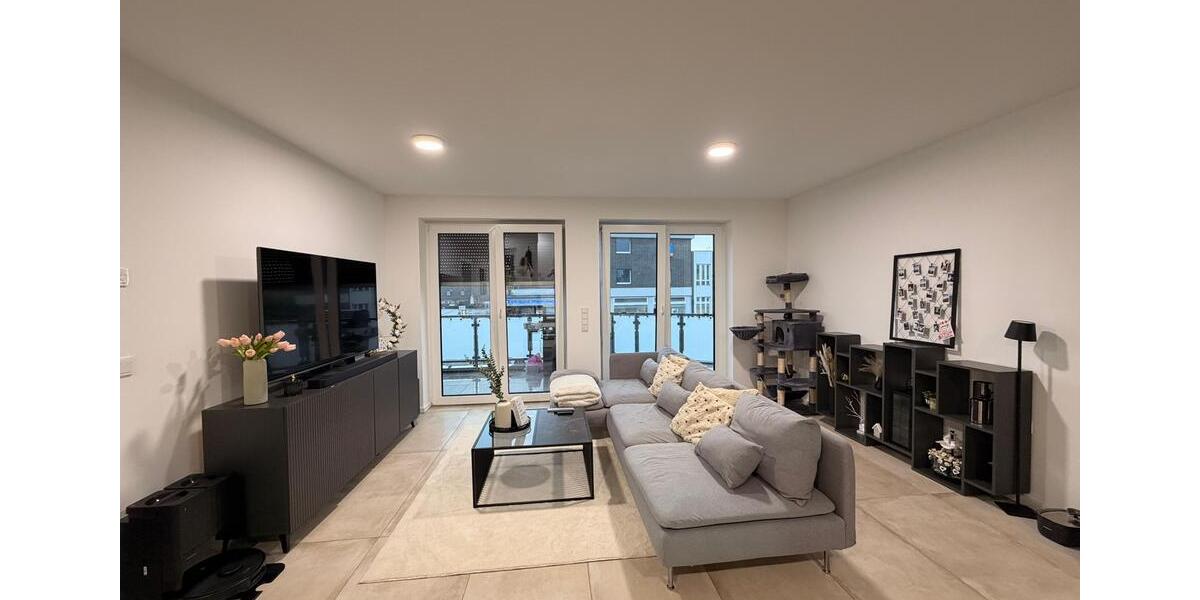 Etagenwohnung Hennef (Sieg) - 3 Zimmer, 96 m&sup2;, 1.598&euro; | Angebot:26035746