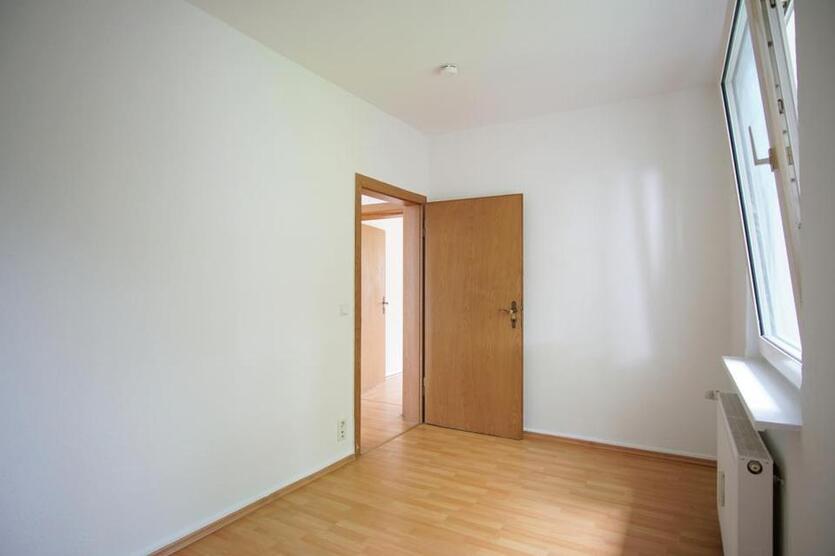 ~ Gepflegte Wohnung mit Dusche ~ zimmer