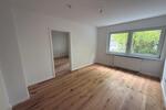 Etagenwohnung Wiesbaden Biebrich - 4 Zimmer, 82 m&sup2;, 1.350&euro; | Angebot:26251576