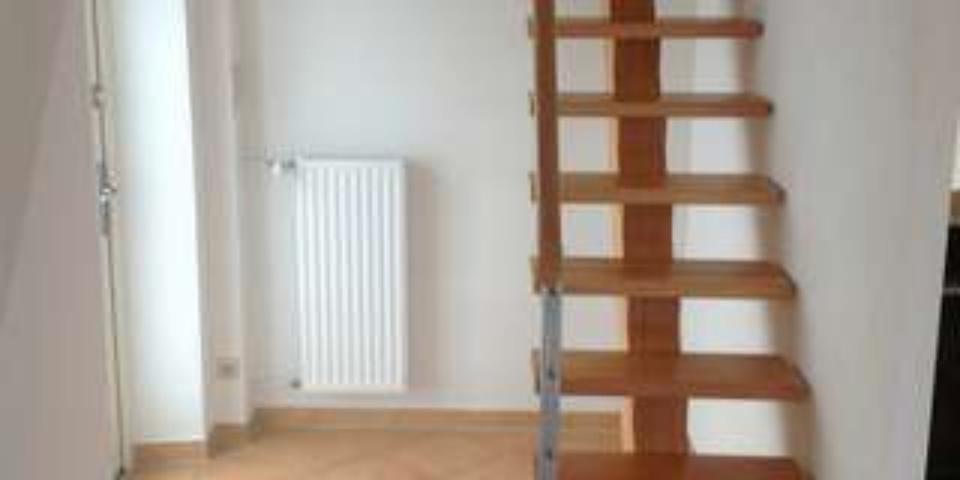 Dachgeschoßwohnung Bad Oldesloe - 3.5 Zimmer, 90 m&sup2;, 1.200&euro; | Angebot:24823930