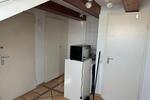 Zentral gelegene Wohnung mit 15 m² im vierten Stock zimmer