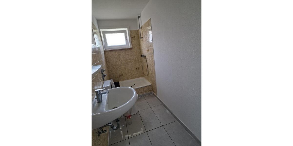 Erdgeschoßwohnung Delligsen - 2 Zimmer, 57 m&sup2;, 400&euro; | Angebot:26443662