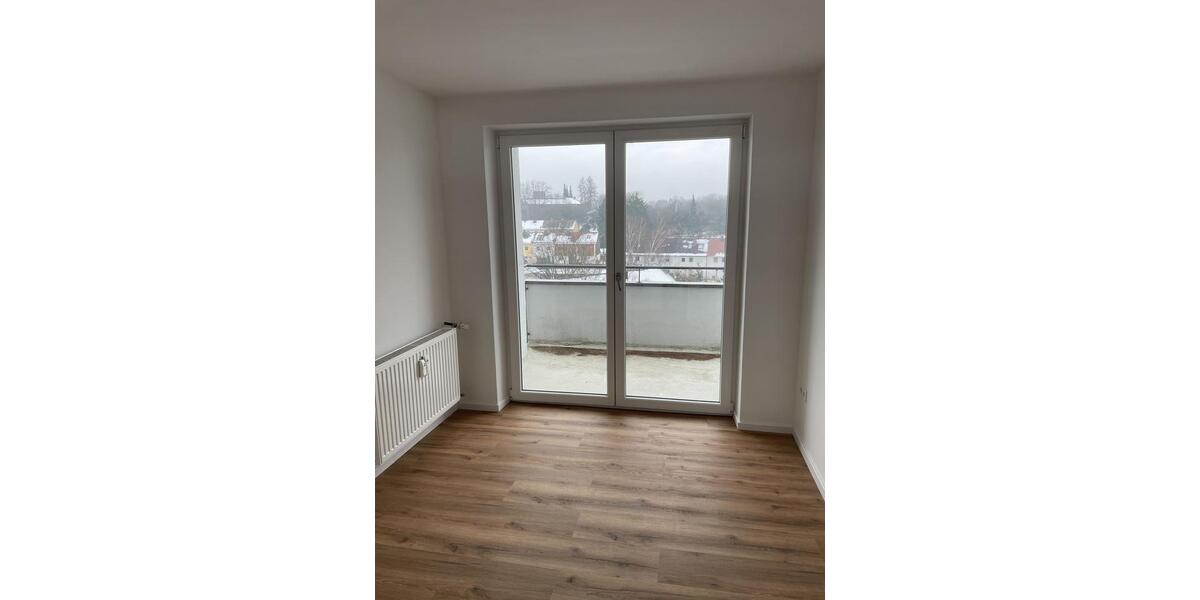 Etagenwohnung Coburg - 4 Zimmer, 108 m&sup2;, 1.070&euro; | Angebot:24945685