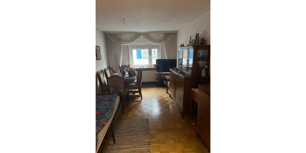 Etagenwohnung Reinheim - 7 Zimmer, 170 m&sup2;, 1.650&euro; | Angebot:24888600