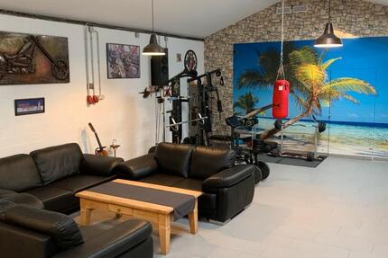 Möbliertes Loft 100 qm 2 zimmer