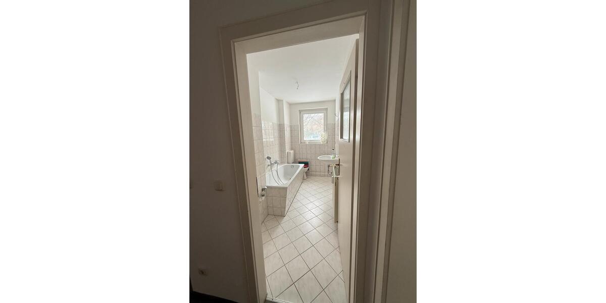 Erdgeschoßwohnung Heidenau - 2 Zimmer, 48 m&sup2;, 450&euro; | Angebot:24751302