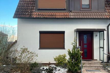 Wohnung Poxdorf - 5 Zimmer, 89 m&sup2;, 1.200&euro; | Angebot:25238376