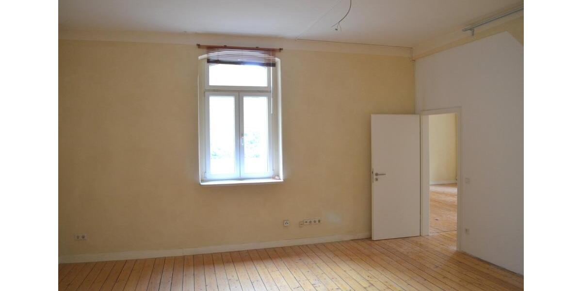 Etagenwohnung Herford - 3 Zimmer, 120 m&sup2;, 770&euro; | Angebot:25162068
