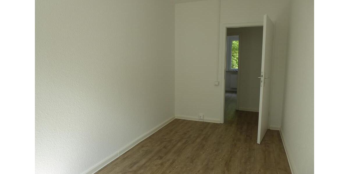 Erdgeschoßwohnung Bernburg (Saale) - 3 Zimmer, 58 m&sup2;, 329&euro; | Angebot:25540619