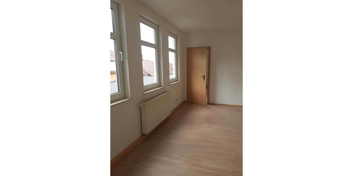 Etagenwohnung Apolda - 2 Zimmer, 42 m&sup2;, 250&euro; | Angebot:26531971