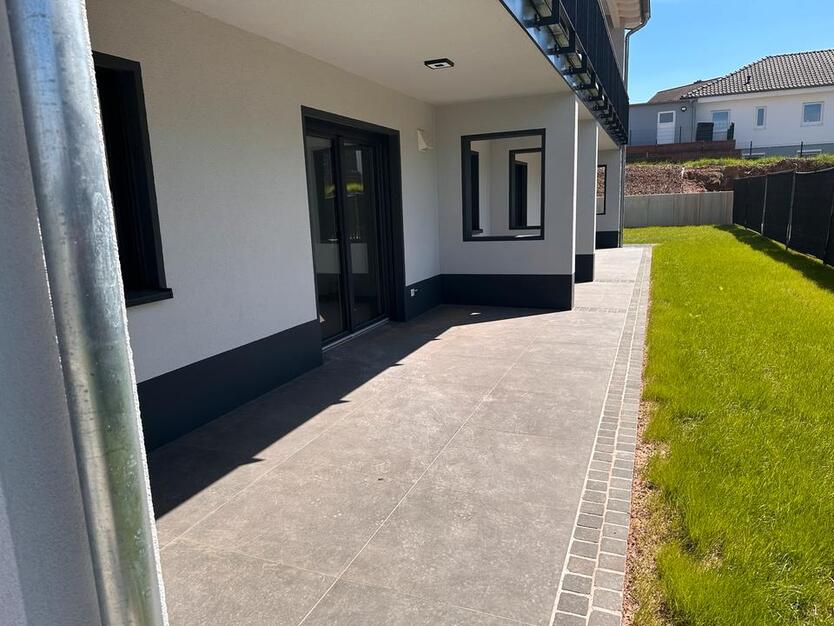 2-Zimmer-NeubauWohnung mit Einbauküche & Terrasse im Erdgeschoss
