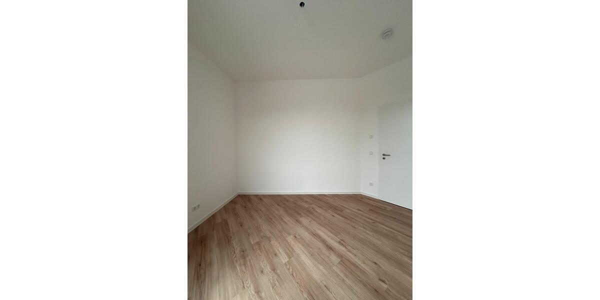 Urbane Neubauwohnung in den Blauhöfen: 3,5 Zimmer und Loggia mit Abendsonne 3 zimmer