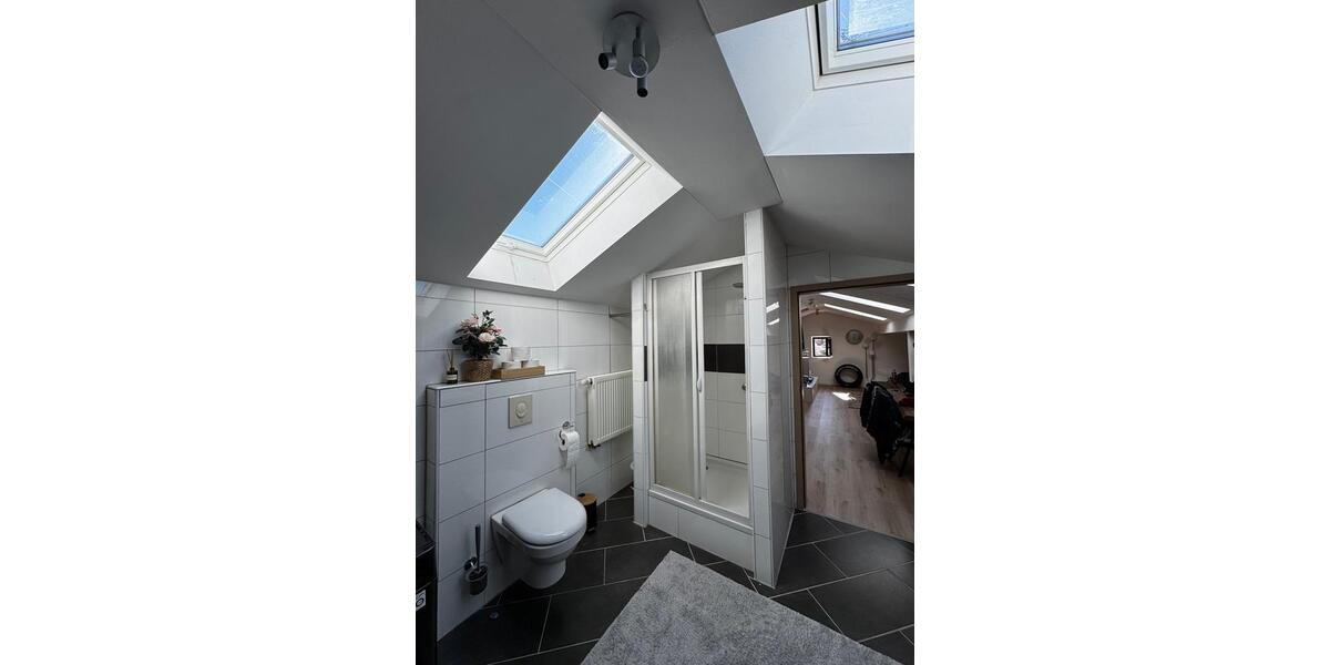 Dachgeschoßwohnung Mengkofen - 1 Zimmer, 58 m&sup2;, 750&euro; | Angebot:26249061