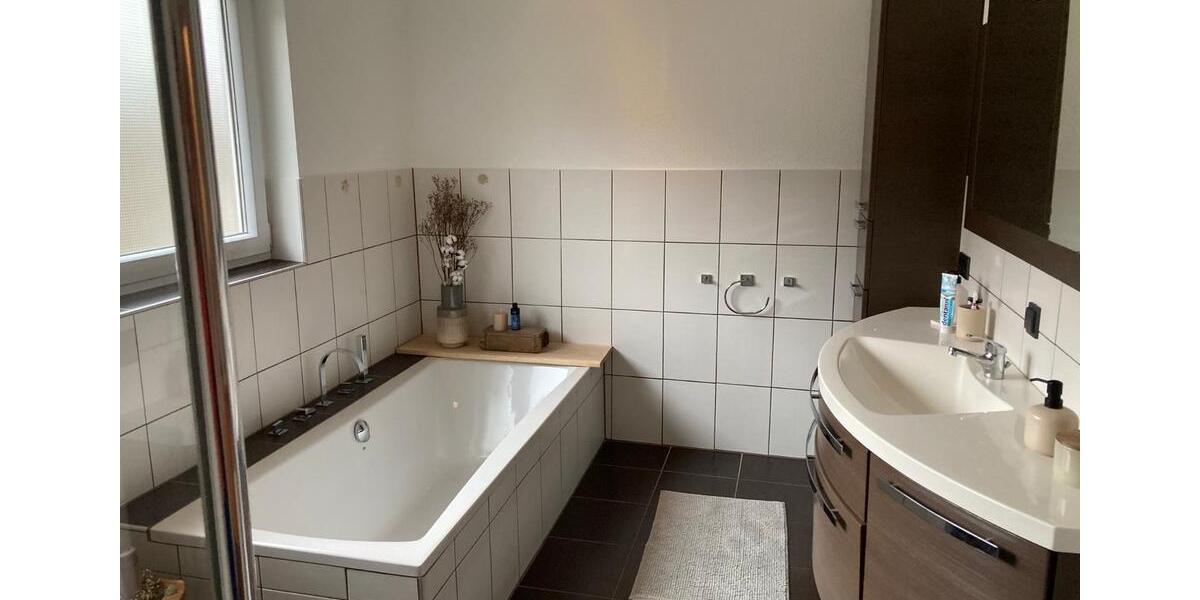 Etagenwohnung Osterberg - 3.5 Zimmer, 117 m&sup2;, 1.050&euro; | Angebot:24398057