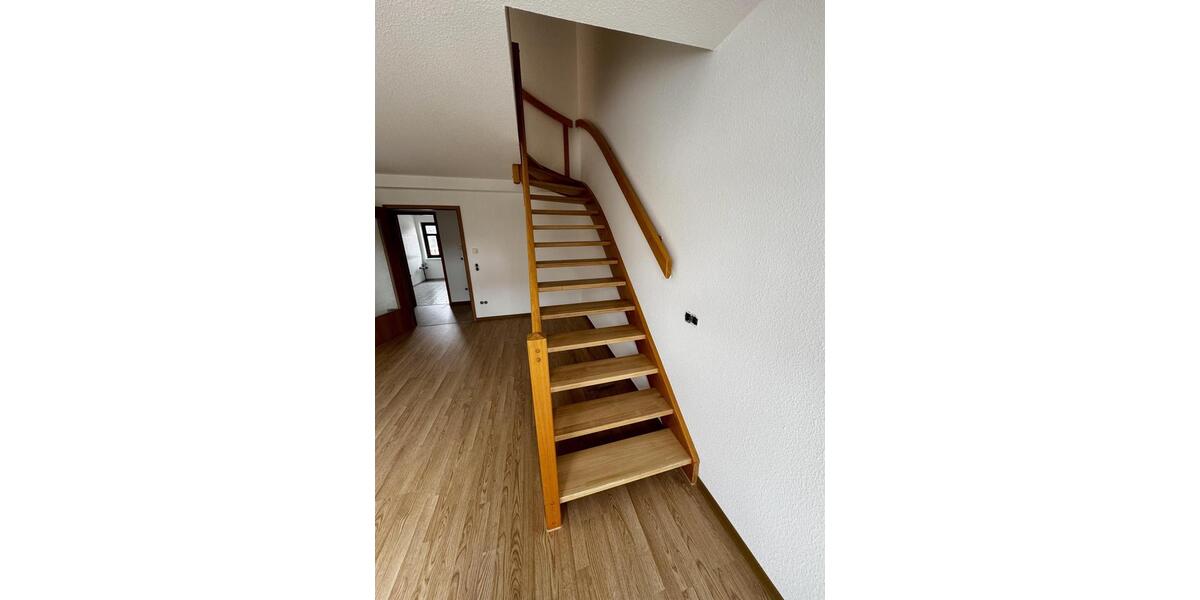 Maisonettenwohnung Rochlitz - 2 Zimmer, 67 m&sup2;, 334&euro; | Angebot:21131288