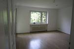 Schöne 4 Zimmer-Wohnung mit Westbalkon in ruhiger und grüner Wohnlage