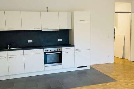Wohnung zum Mieten in Nürnberg 736,89 € 47.85 m² 1 zimmer