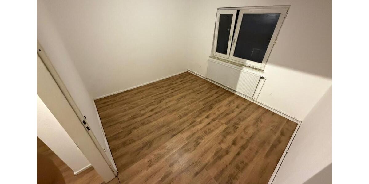 Dachgeschoßwohnung Wilhelmshaven - 2 Zimmer, 41 m&sup2;, 390&euro; | Angebot:26680534