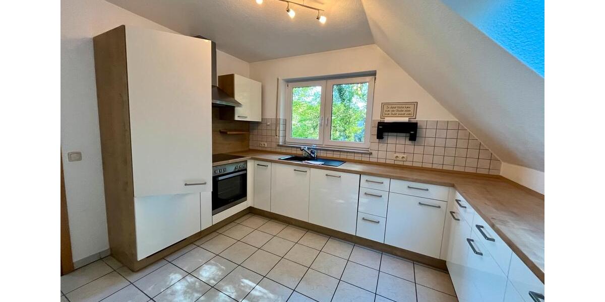 Dachgeschoßwohnung Bad Münstereifel - 3.5 Zimmer, 110 m&sup2;, 1.200&euro; | Angebot:26384297