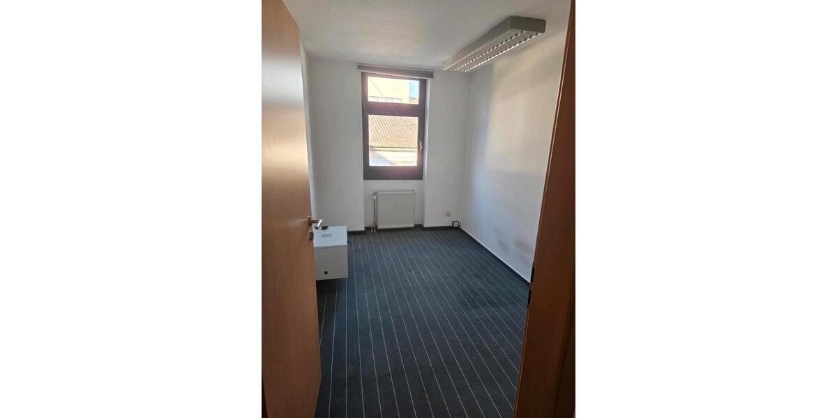 Gewerbeobjekt Schwetzingen - 950&euro; | Angebot:26250965
