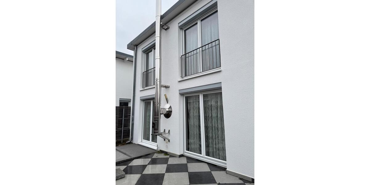 Einfamilienhaus Ostfildern - 7 Zimmer, 150 m&sup2;, 2.700&euro; | Angebot:24733813