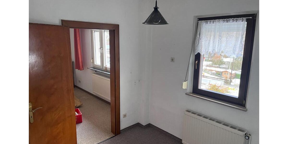 Einfamilienhaus Nohfelden - 8 Zimmer, 183 m&sup2;, 1.150&euro; | Angebot:26030817