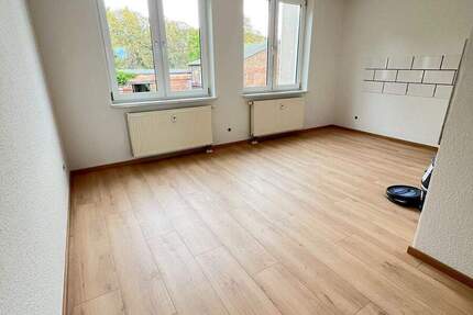 Wohnung Merseburg (Saale Merseburg - 4 Zimmer, 117 m&sup2;, 800&euro; | Angebot:26723151
