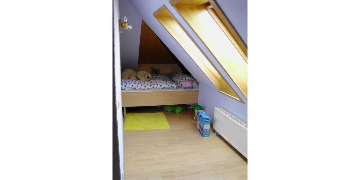 Dachgeschoßwohnung Naumburg (Saale) - 4 Zimmer, 95 m&sup2;, 550&euro; | Angebot:24705695