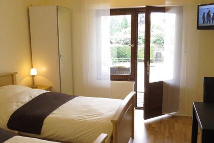 Wohnen auf Zeit Mechernich - 1 Zimmer, 16 m&sup2;, 460&euro; | Angebot:25905964