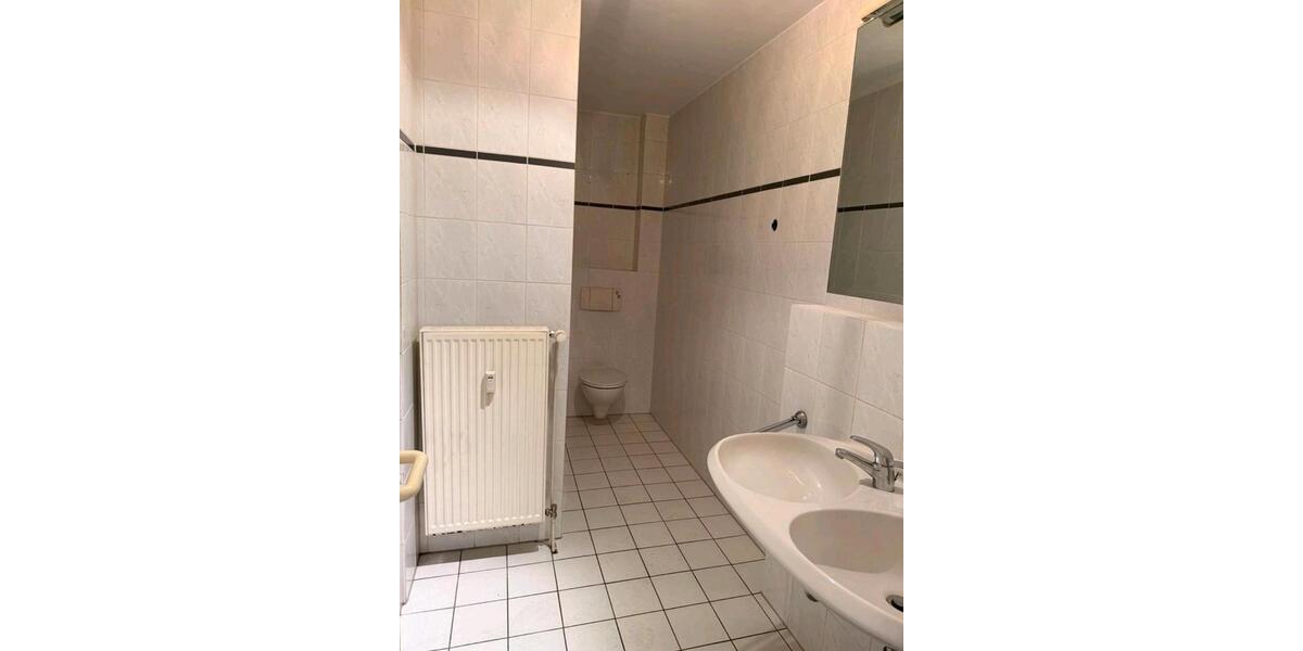 Etagenwohnung Siegburg - 3 Zimmer, 68 m&sup2;, 1.040&euro; | Angebot:26492814