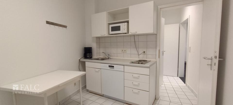 Raum für Visionen – stilvolle Gewerbeimmobilie mit Glasfront und Charakter zimmer