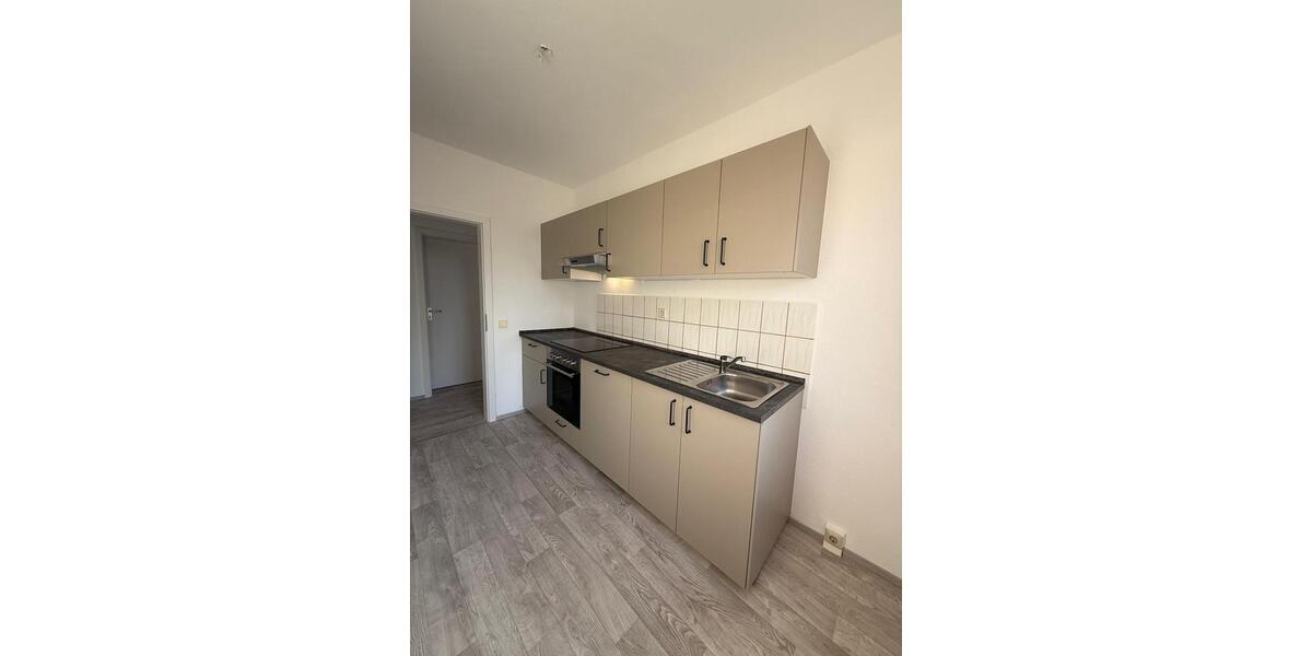 Etagenwohnung Leisnig - 4 Zimmer, 80 m&sup2;, 408&euro; | Angebot:26507104