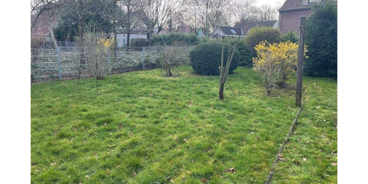 Etagenwohnung Duisburg Röttgersbach - 2 Zimmer, 82 m&sup2;, 758&euro; | Angebot:25880980