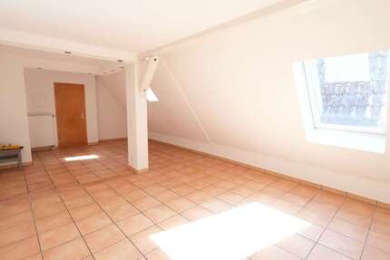 Wohnung Dettingen an der Erms - 4 Zimmer, 110 m&sup2;, 1.120&euro; | Angebot:24685279