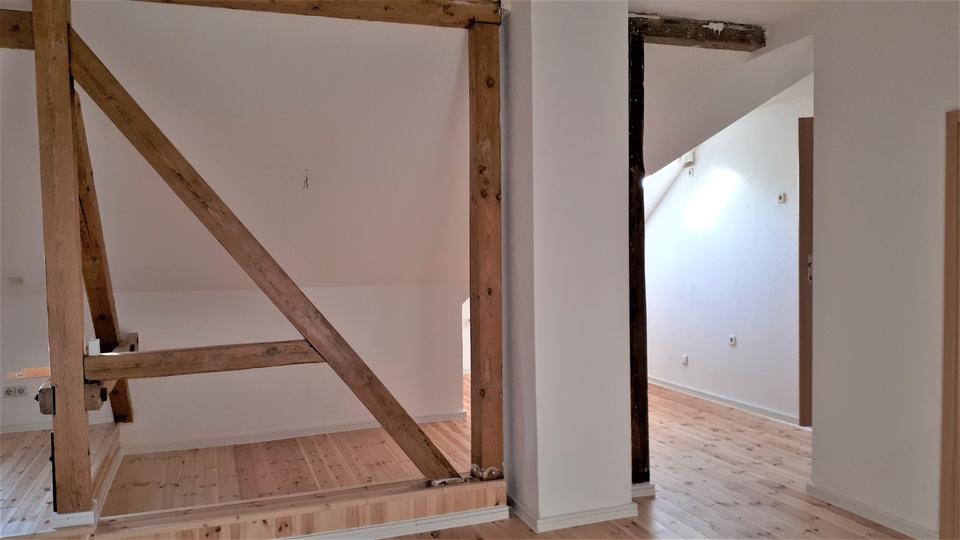 Dachgeschoßwohnung Neustadt an der Orla - 3.5 Zimmer, 99 m&sup2;, 700&euro; | Angebot:24471159