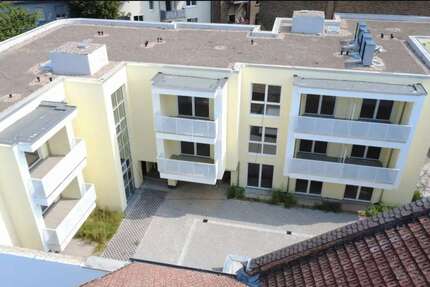 Wohnung Wiesbaden Biebrich - 3 Zimmer, 98 m&sup2;, 1.500&euro; | Angebot:26148666