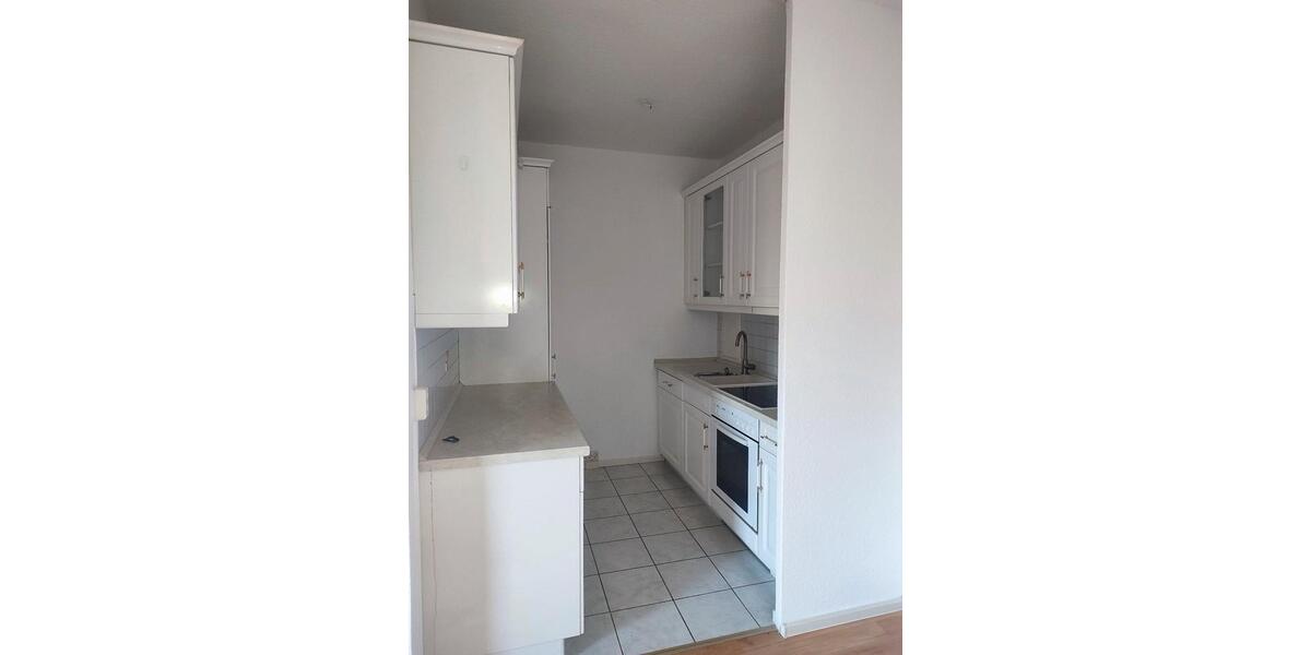 Etagenwohnung Mülsen - 3 Zimmer, 69 m&sup2;, 400&euro; | Angebot:24651343