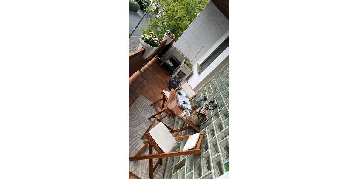 Dachgeschoßwohnung Bettenfeld - 3 Zimmer, 80 m&sup2;, 450&euro; | Angebot:25131428