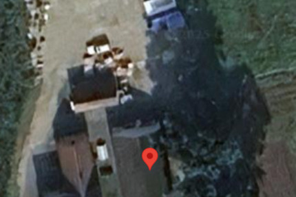 Ländliche Hofstelle mit 2 Wohnungen, Garten und 2 Hallen 6 zimmer