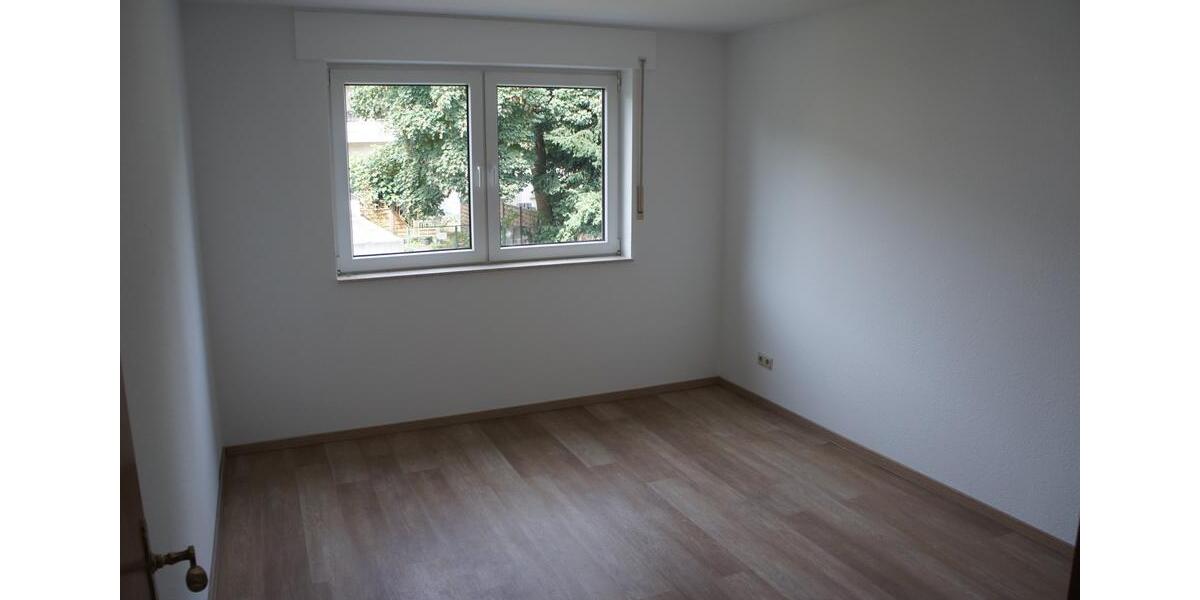 Etagenwohnung Duisburg Walsum - 2 Zimmer, 63 m&sup2;, 880&euro; | Angebot:24770761